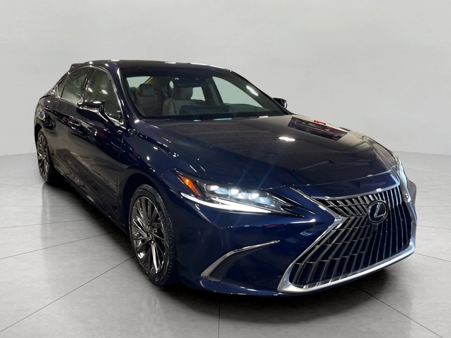 Used 2024 Lexus ES 350 Ultra Luxury w/ Accessory Package (Z1) image 1