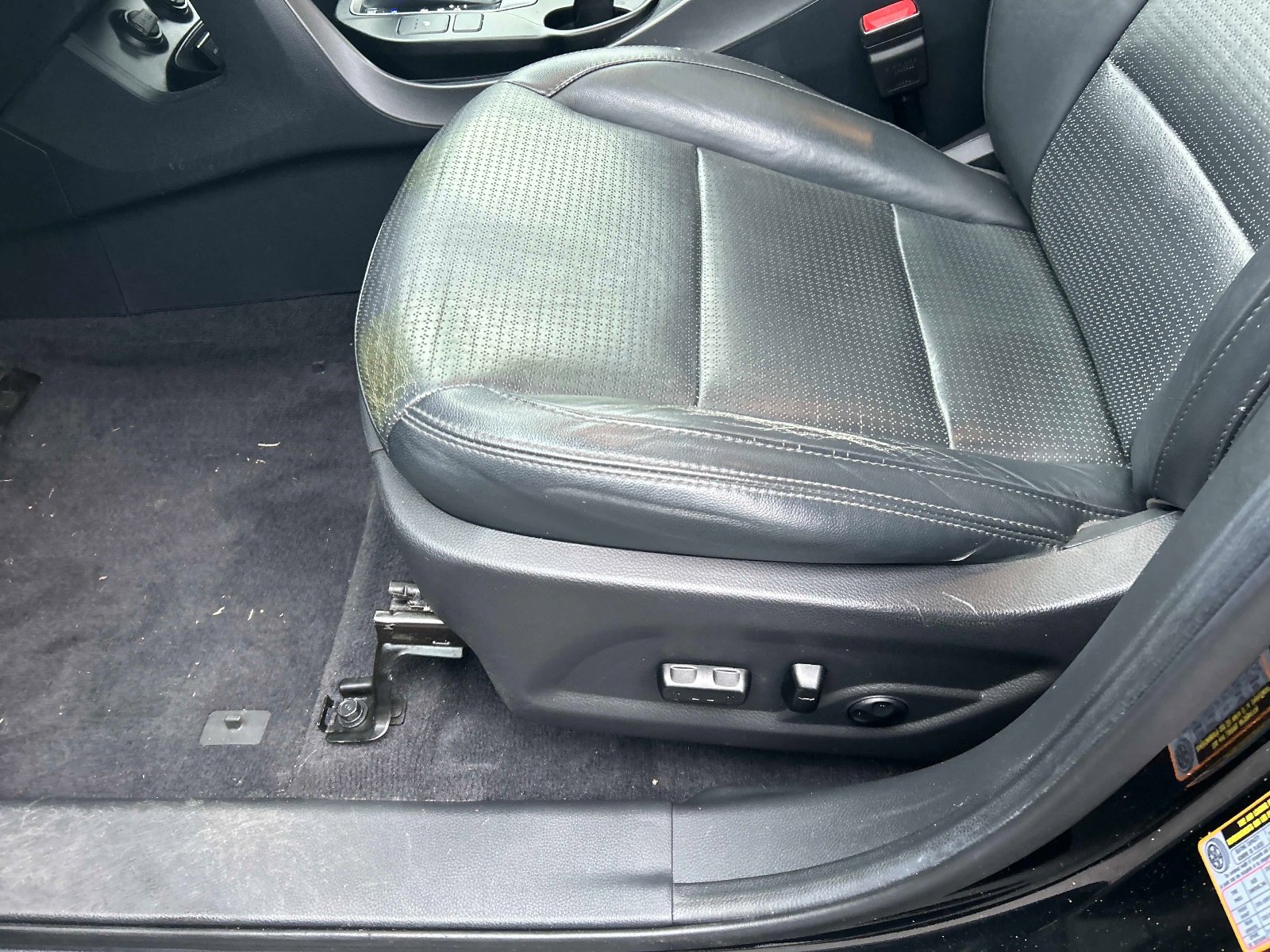 Used 2014 Hyundai Santa Fe Sport 2.0T w/ Navigation Package 06 image 22