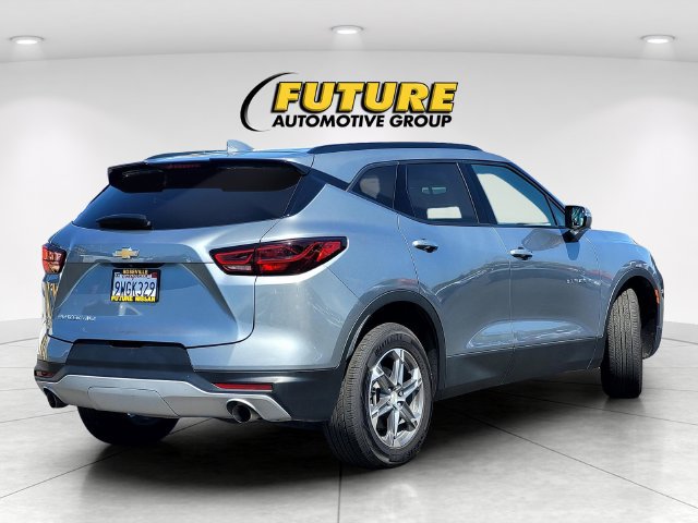 Used 2023 Chevrolet Blazer LT AWD/4WD image 4