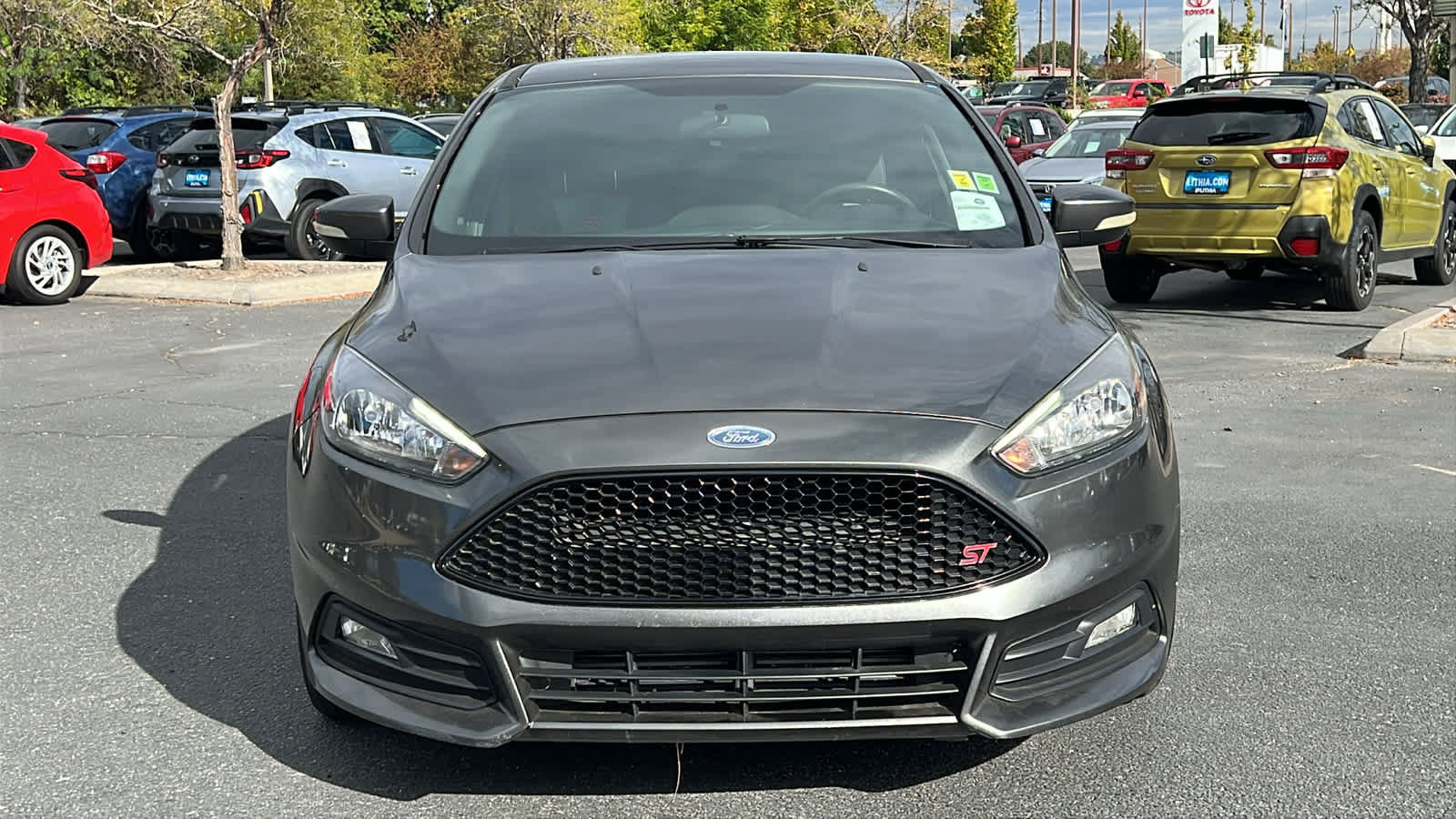 Used 2017 Ford Focus ST FWD image 2