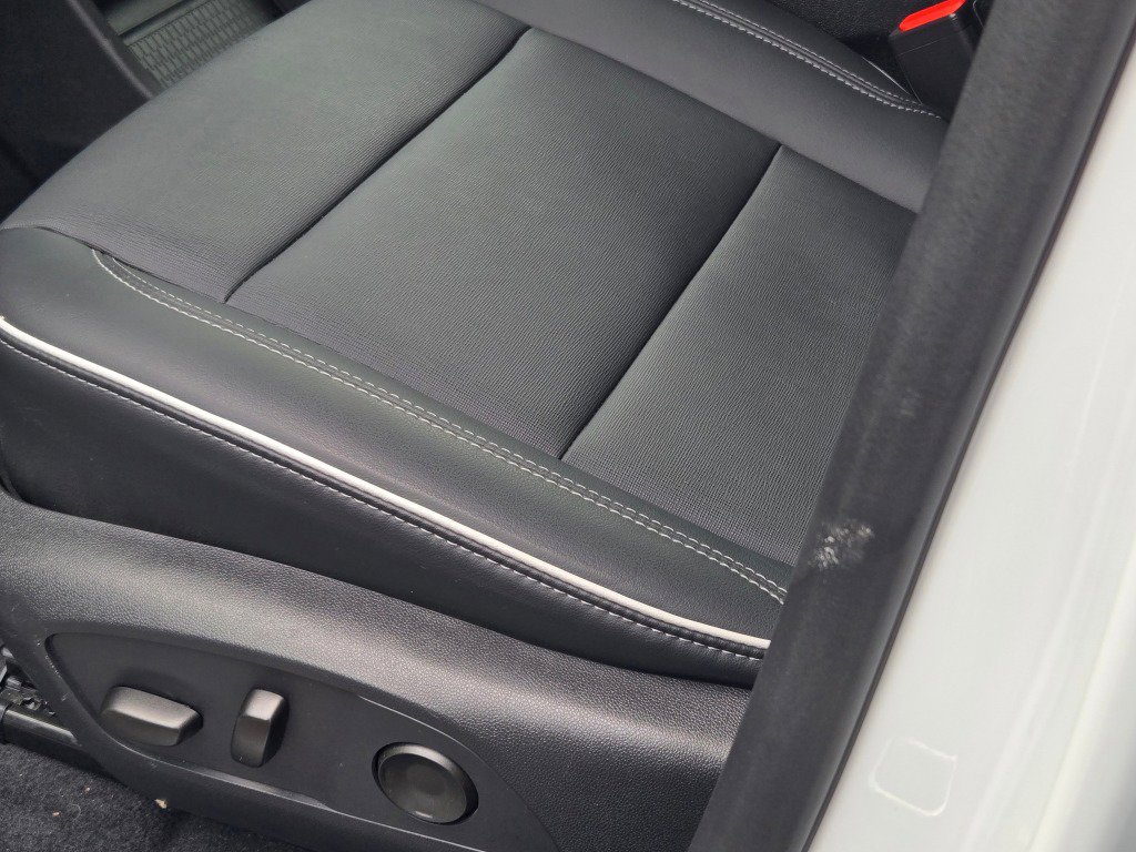 Certified 2025 Buick Enclave Preferred image 25