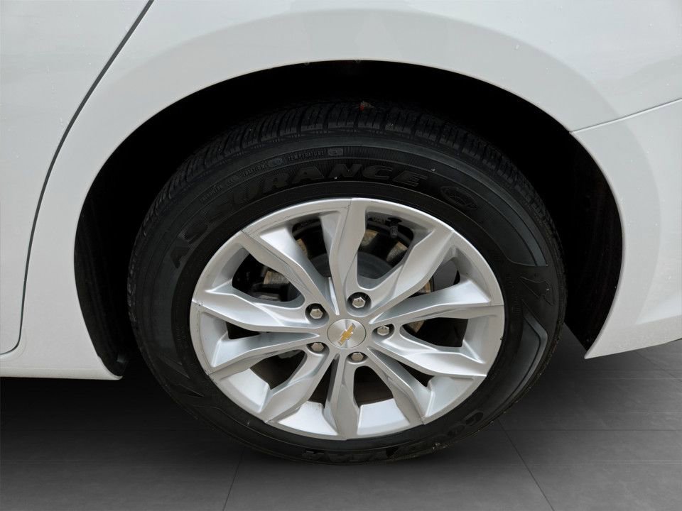 Used 2024 Chevrolet Malibu LT image 35