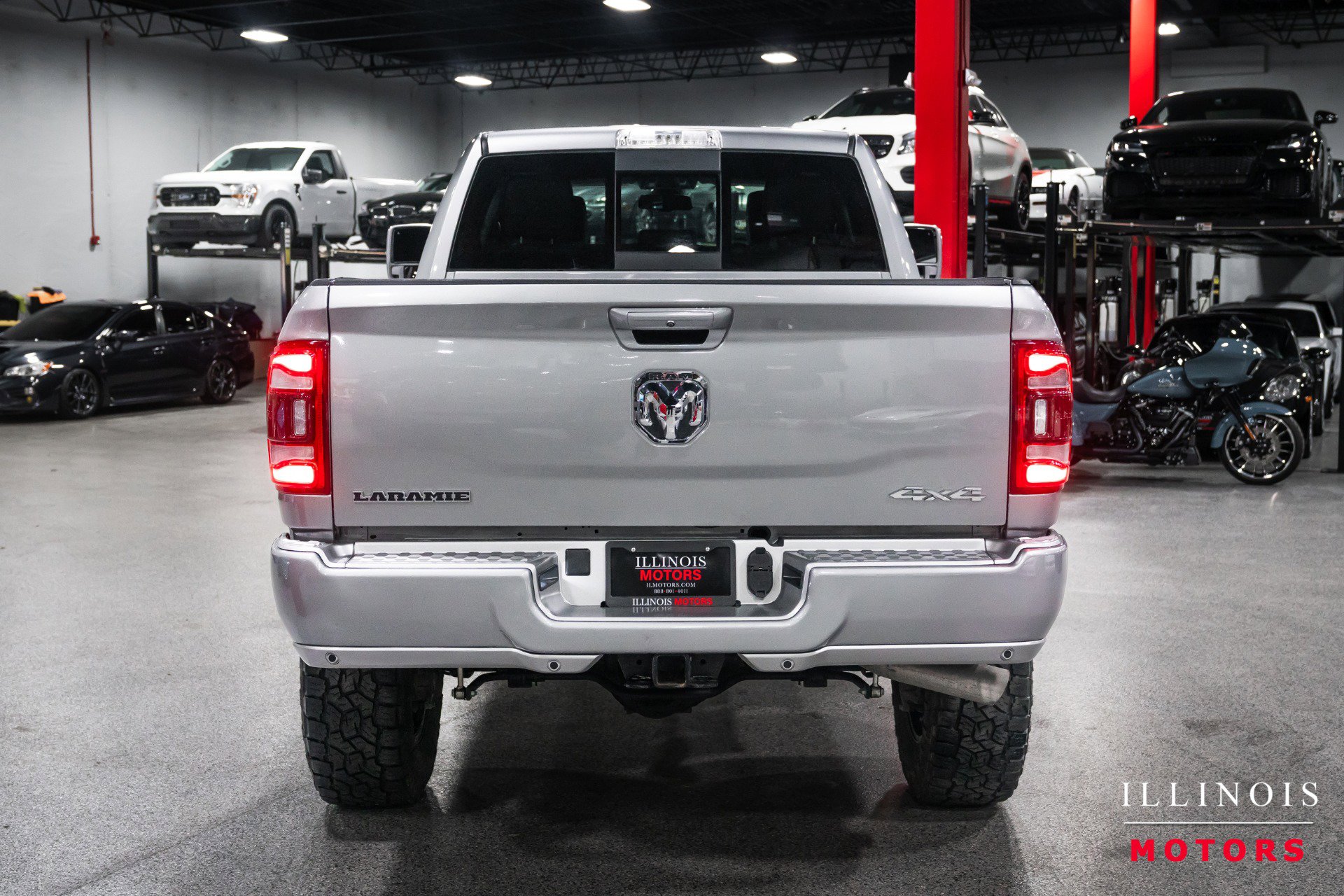 Used 2024 RAM 2500 Laramie AWD/4WD image 4