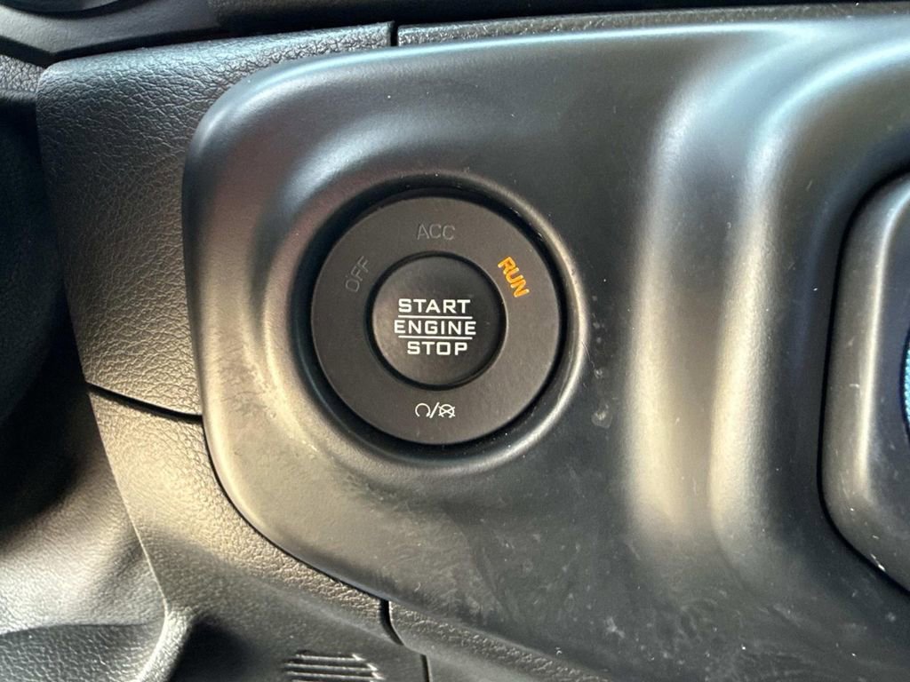 Used 2021 Jeep Wrangler Unlimited Rubicon 4xe image 34