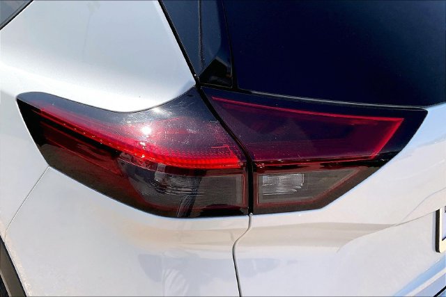 Used 2022 Nissan Rogue SL w/ SL Premium Package FWD image 28