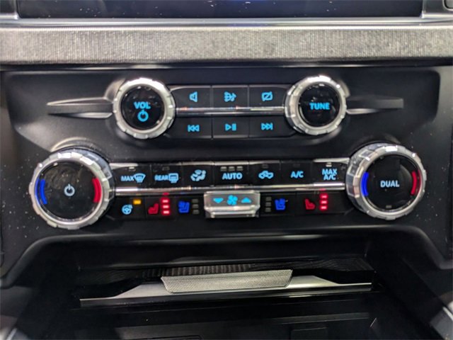 Used 2023 Ford F250 Platinum w/ FX4 Off-Road Package image 20
