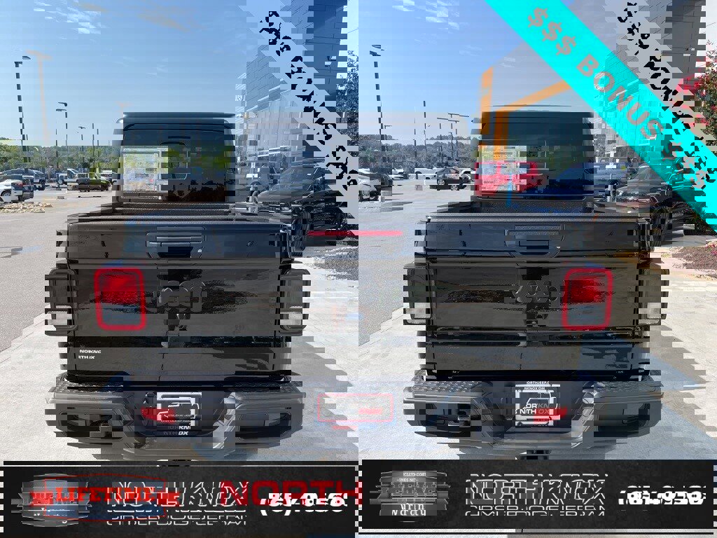 New 2025 Jeep Gladiator Sport image 18