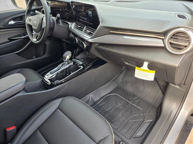 New 2026 Chevrolet Trax ACTIV w/ Sunroof Package image 17