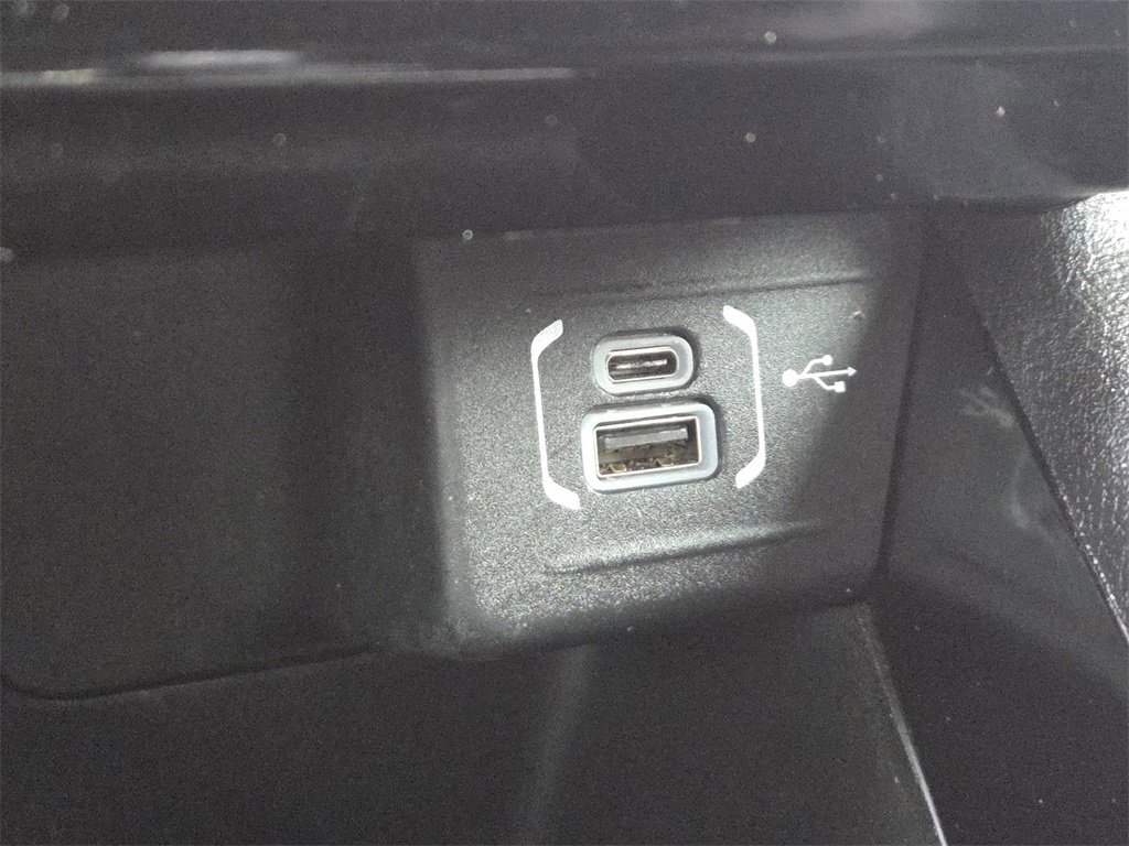 Used 2022 Jeep Compass Trailhawk image 6