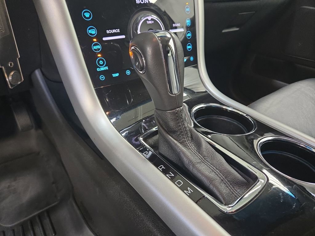 Used 2012 Ford Edge Limited image 21