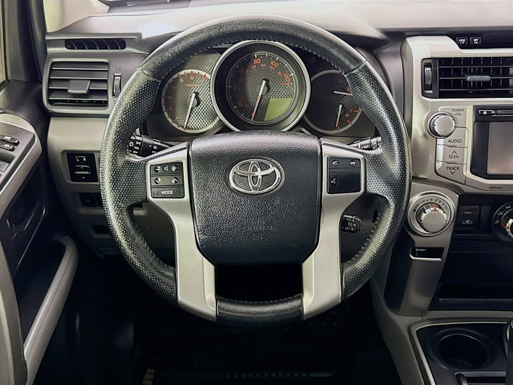 Used 2013 Toyota 4Runner SR5 w/ Premium Pkg w/3rd Row Seat AWD/4WD image 4
