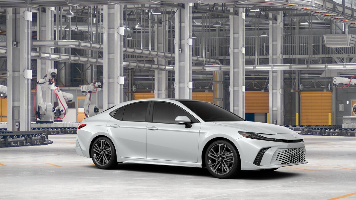 New 2026 Toyota Camry XSE FWD image 17
