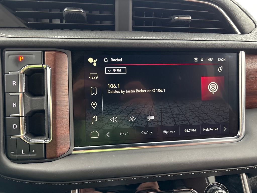 Used 2023 GMC Yukon XL Denali Ultimate AWD/4WD image 24