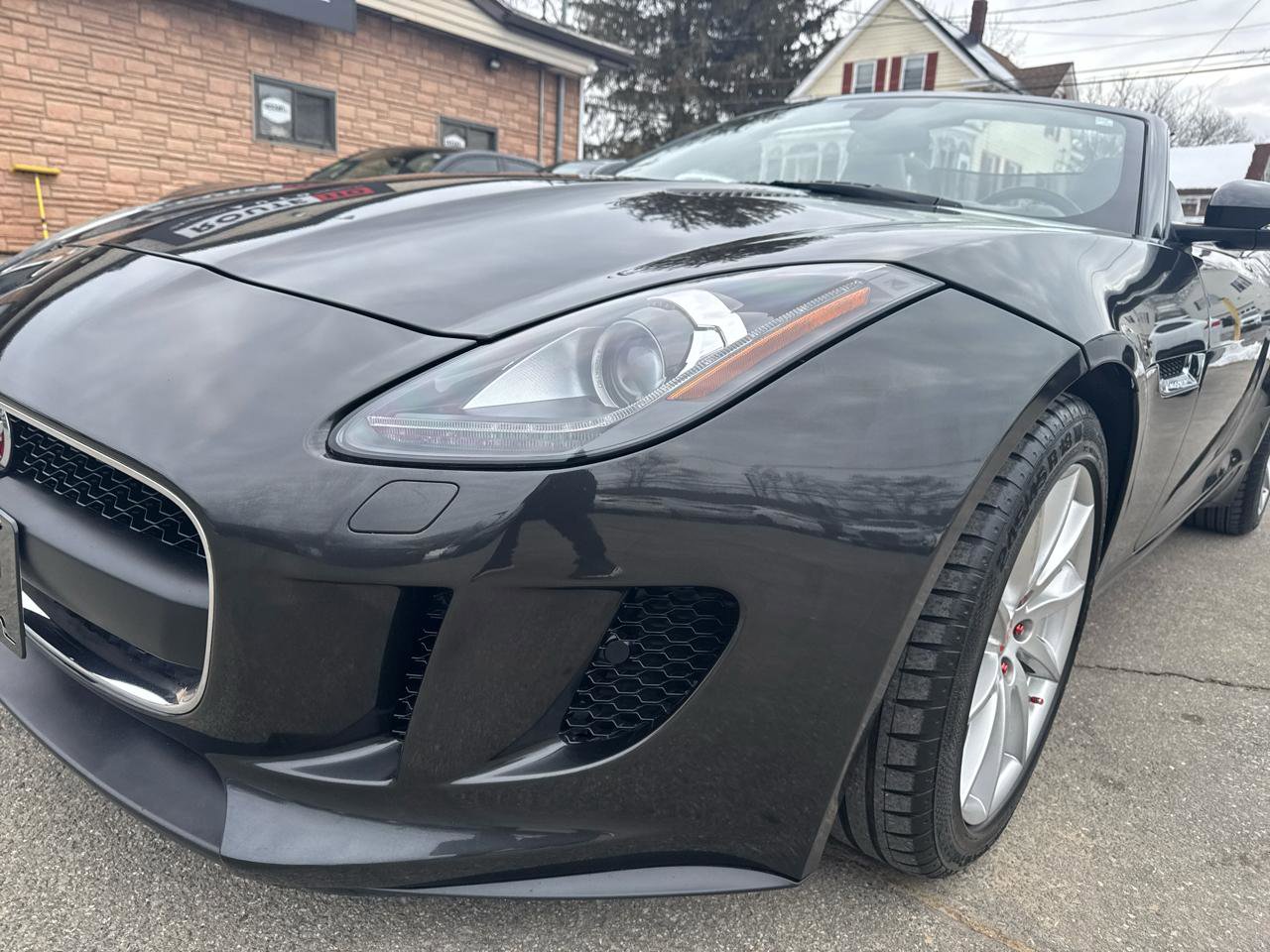 Used 2015 Jaguar F-TYPE Convertible image 15