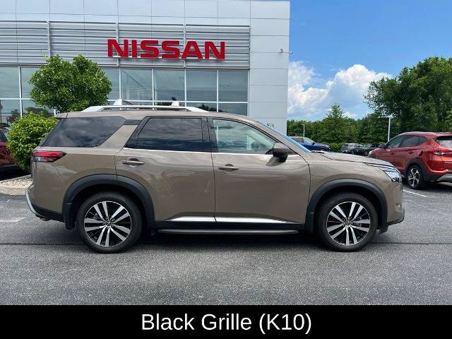 Certified 2024 Nissan Pathfinder Platinum w/ Lighting Package (N93) AWD/4WD image 21