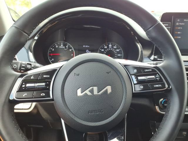 Used 2023 Kia Seltos S image 22