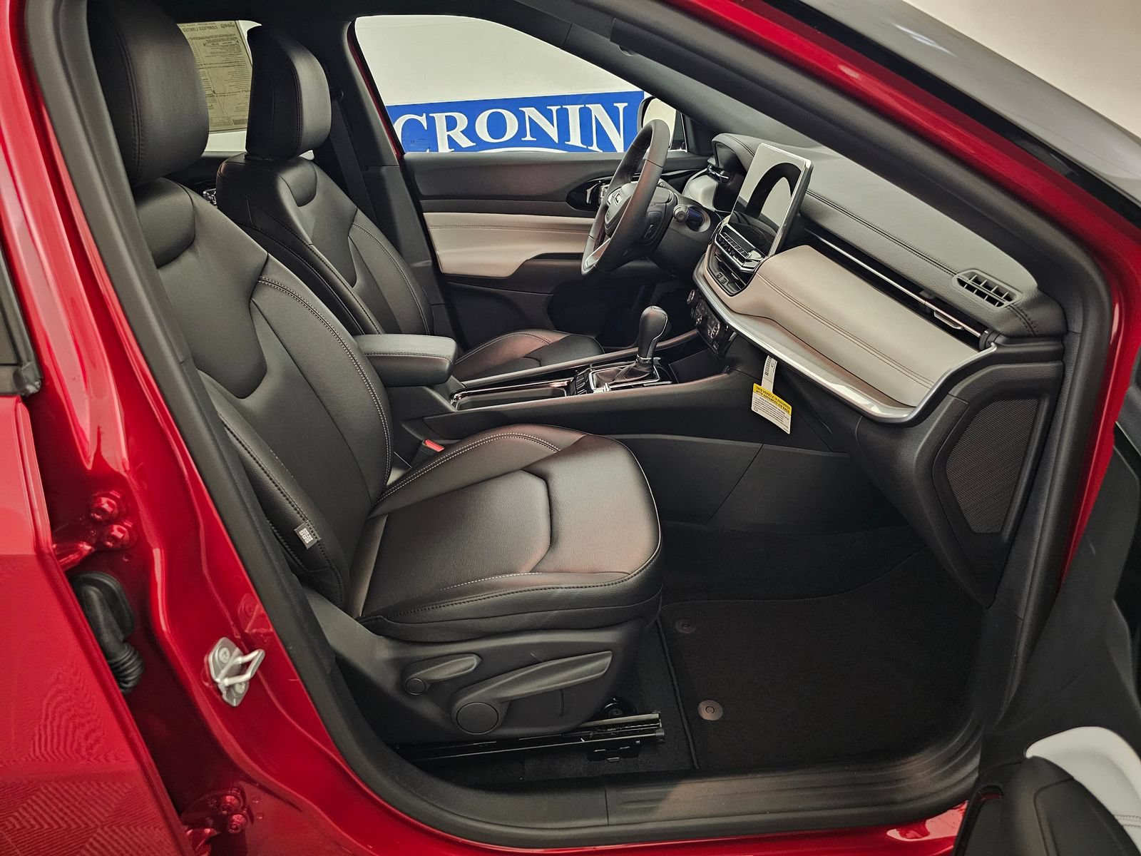 New 2026 Jeep Compass Limited AWD/4WD image 25