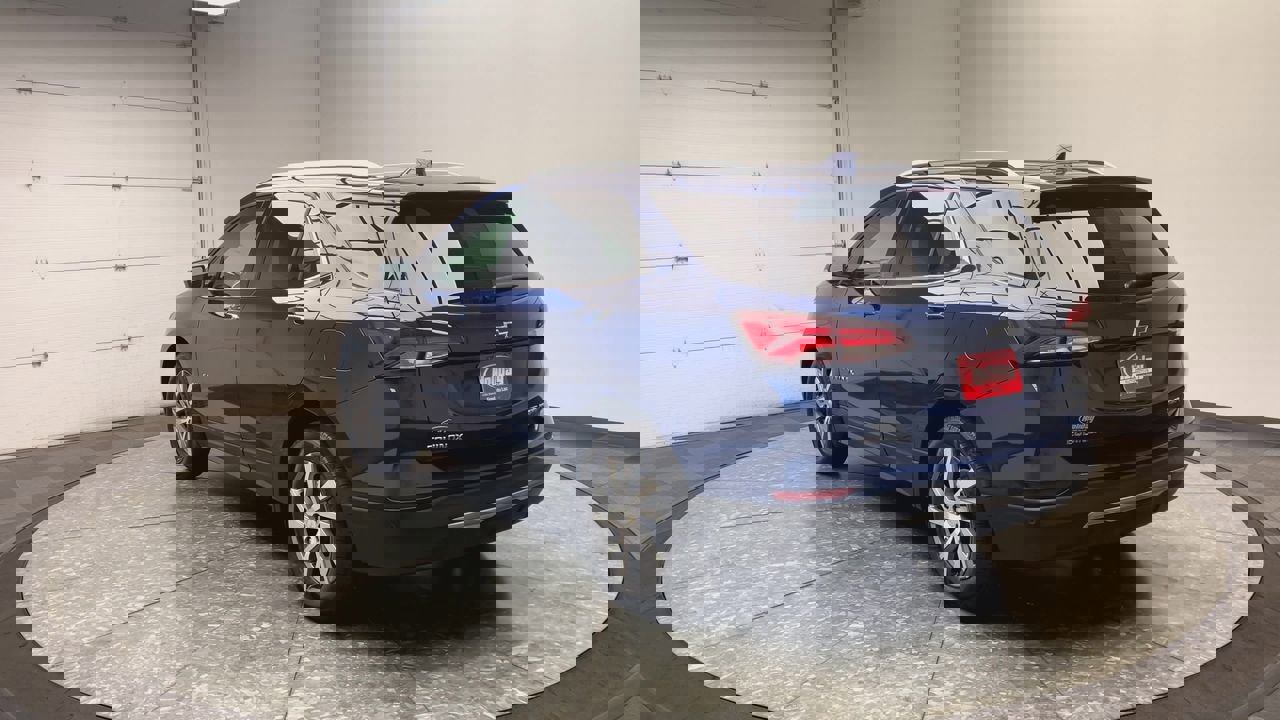 Certified 2022 Chevrolet Equinox Premier w/ LPO, Floor Liner Package image 39