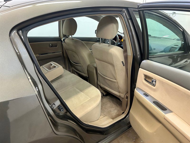 Used 2009 Nissan Sentra 2.0 S FE+ w/ Convenience Plus Pkg FWD image 14