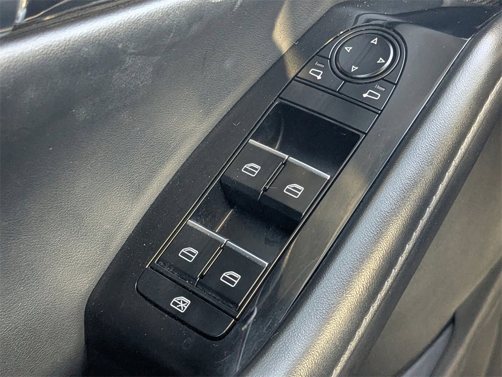 Used 2023 MAZDA CX-30 AWD 2.5 S w/ Preferred Package image 18