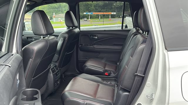 Used 2021 Honda Pilot Black Edition image 23