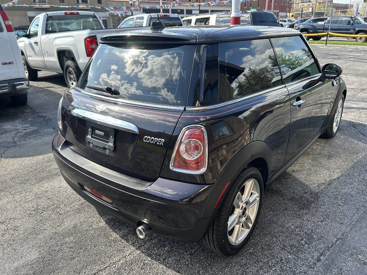 Used 2013 MINI Cooper Hardtop image 4