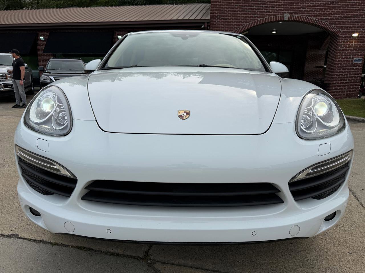Used 2014 Porsche Cayenne S AWD/4WD image 8