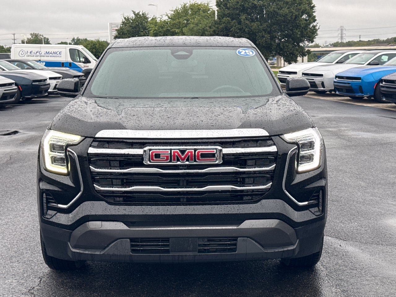 Used 2025 GMC Terrain Elevation AWD/4WD image 8