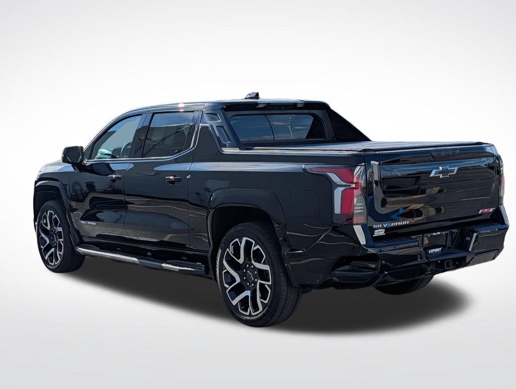 Used 2024 Chevrolet Silverado EV RST AWD/4WD image 8