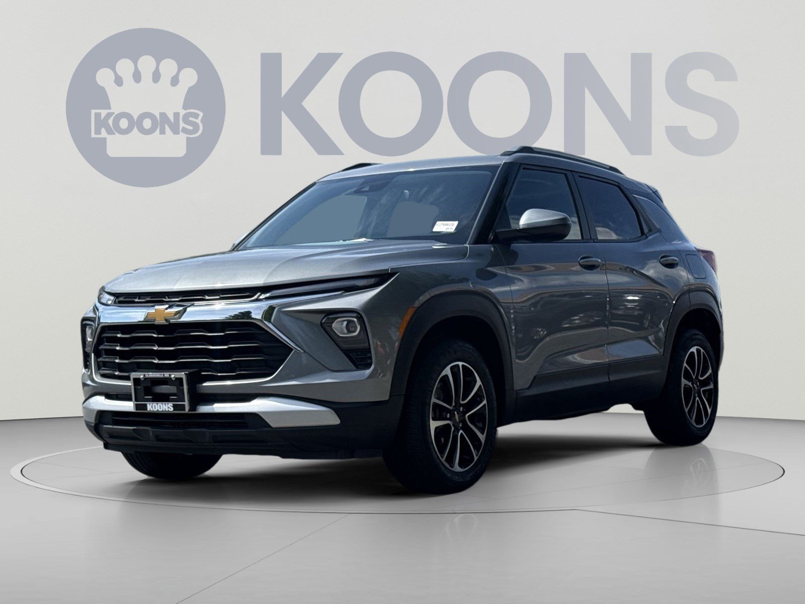 Used 2025 Chevrolet TrailBlazer LT AWD/4WD image 1