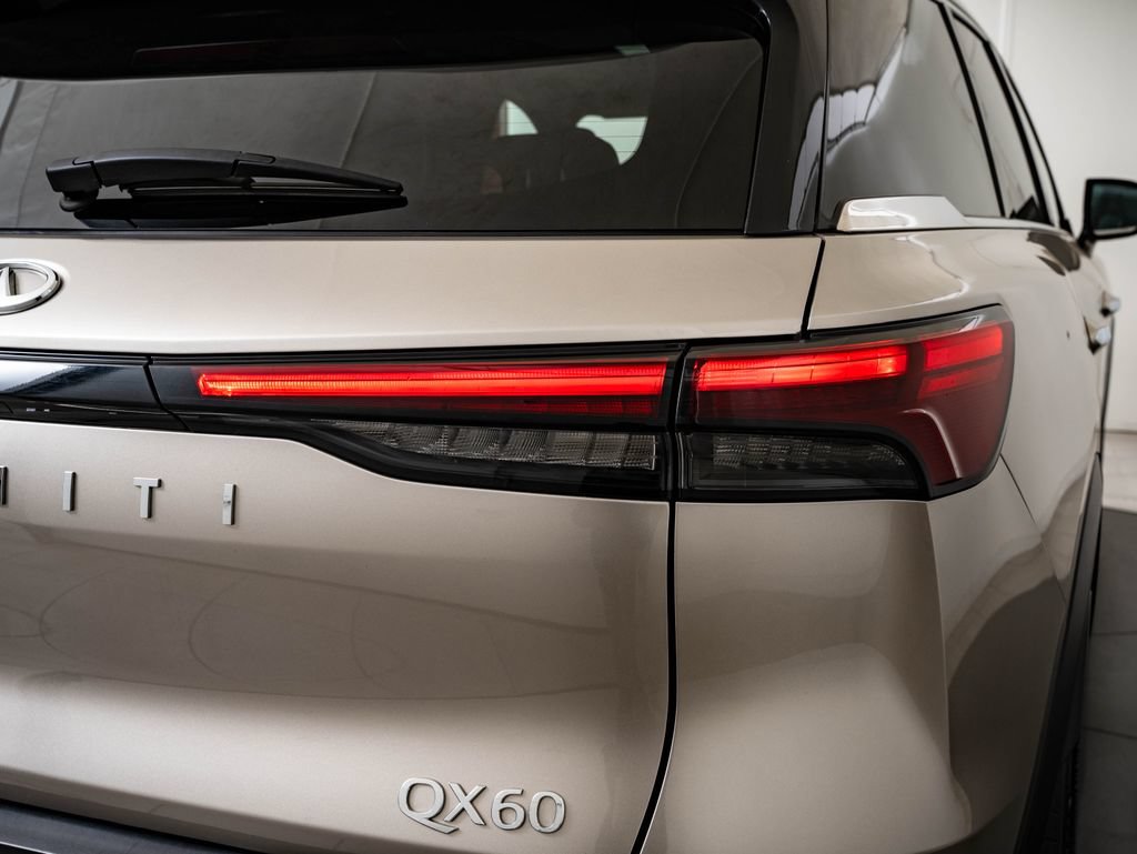 Used 2023 INFINITI QX60 Luxe AWD/4WD image 9