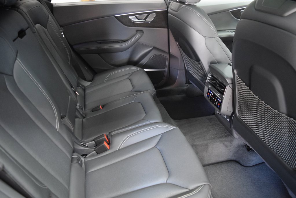 New 2025 Audi Q8 Prestige image 6