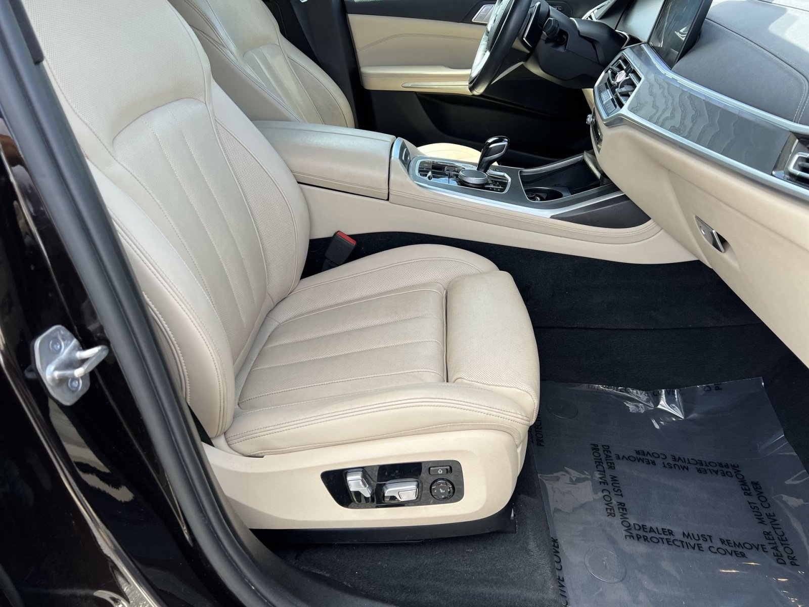 Used 2022 BMW X7 xDrive40i w/ Premium Package AWD/4WD image 26