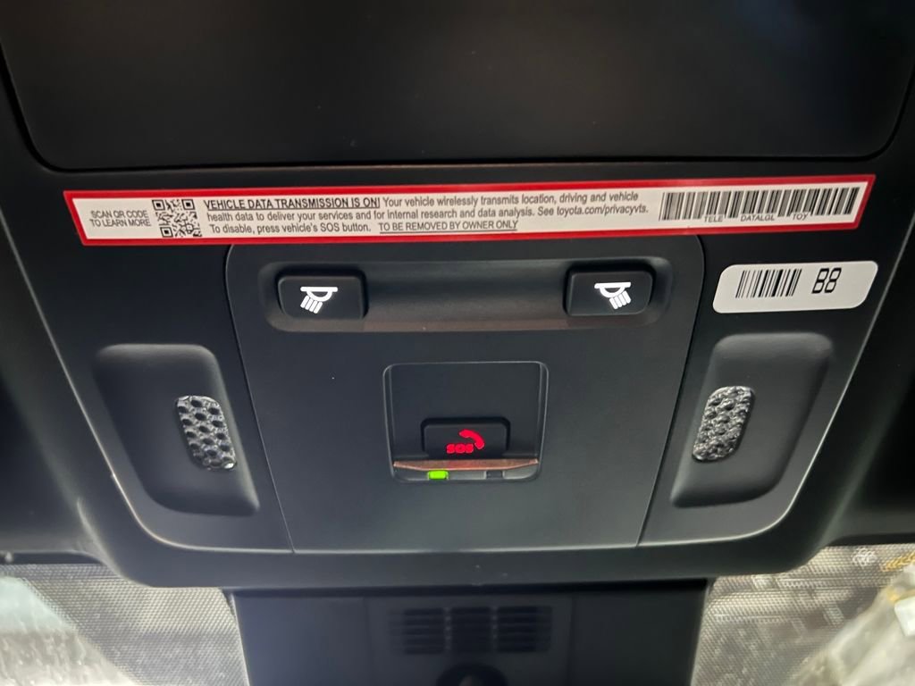 New 2026 Toyota Camry Hybrid image 32