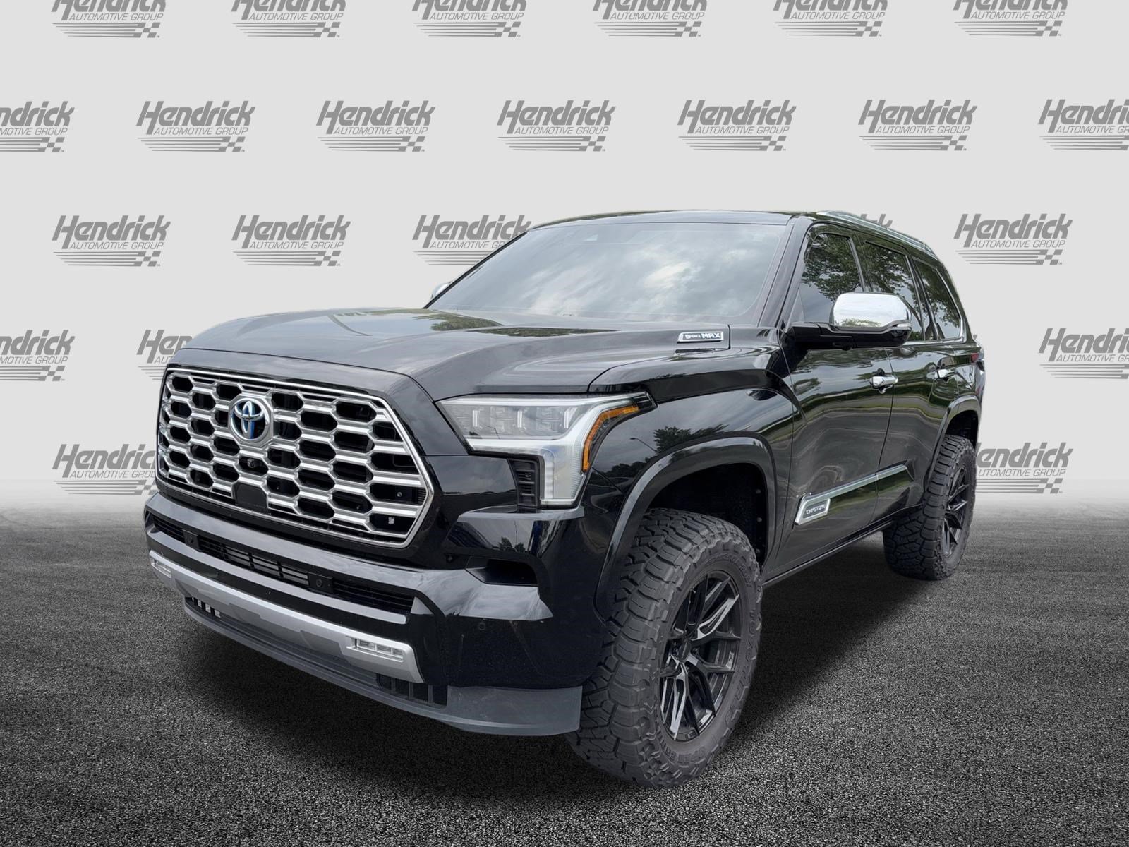 Used 2024 Toyota Sequoia Capstone AWD/4WD image 10