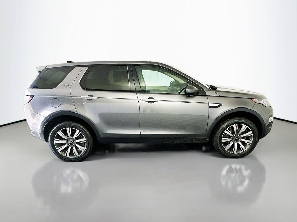 Used 2017 Land Rover Discovery Sport HSE Luxury image 8