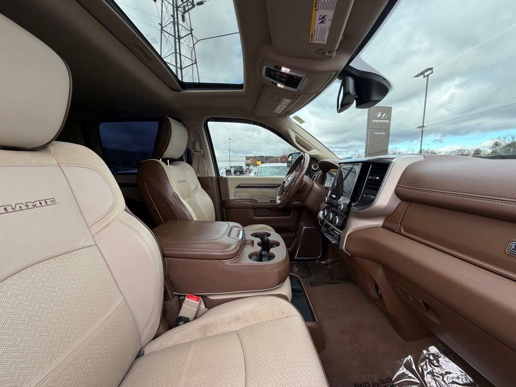 Used 2019 RAM 3500 Laramie image 16