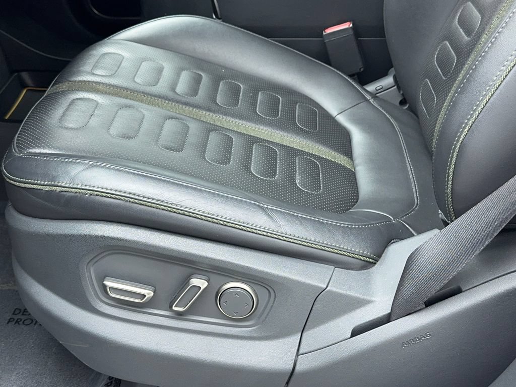 Used 2022 Rivian R1T Adventure AWD/4WD image 41