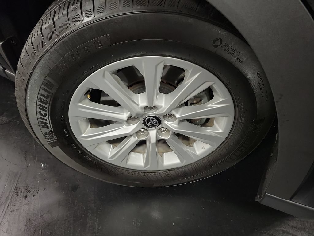 Used 2026 Toyota Grand Highlander AWD image 10