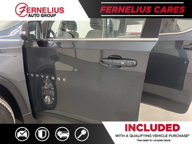 Used 2021 Chevrolet Traverse LT image 12