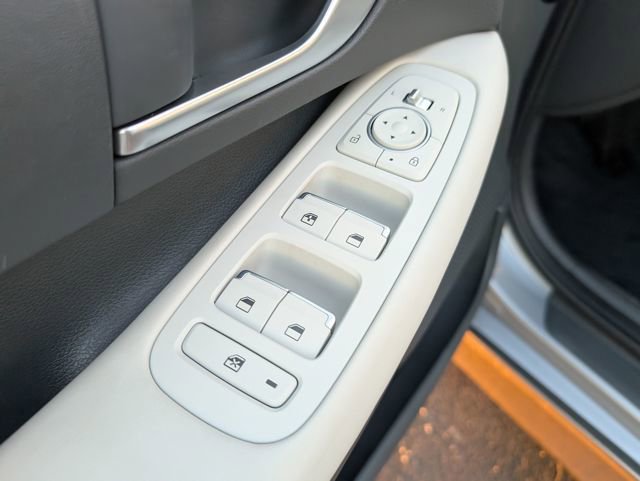 Used 2023 Hyundai Sonata SE image 15