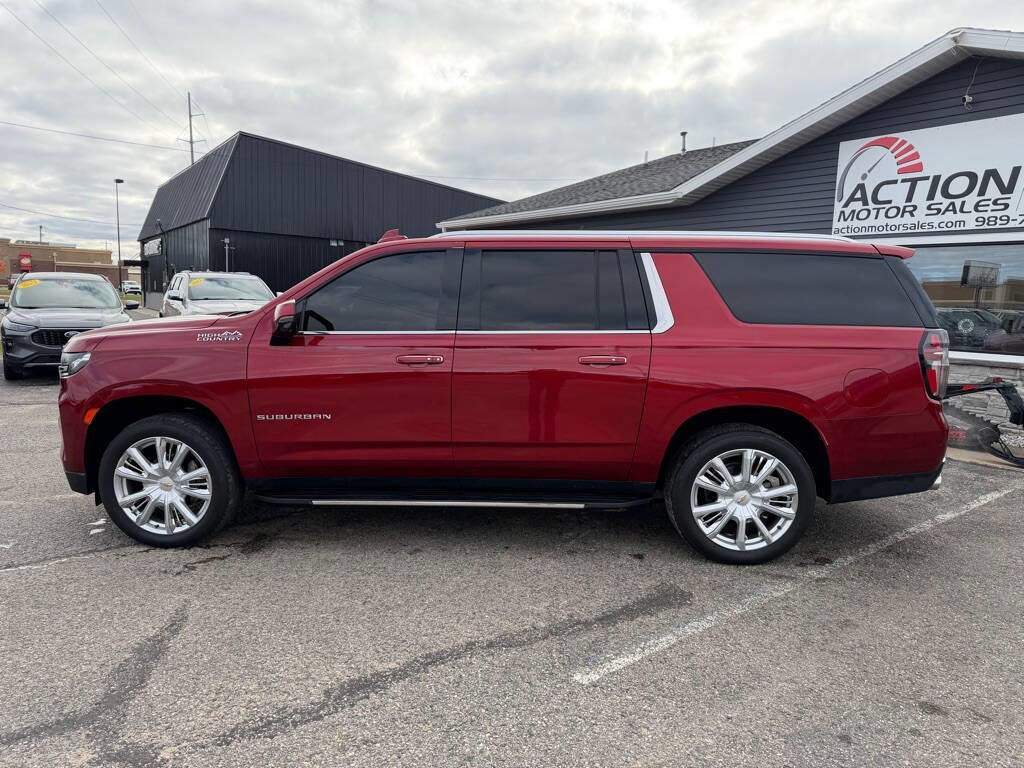 Used 2021 Chevrolet Suburban High Country AWD/4WD image 2