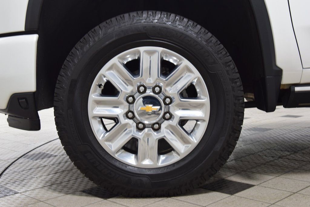 Used 2024 Chevrolet Silverado 2500 High Country w/ High Country Premium Package image 32