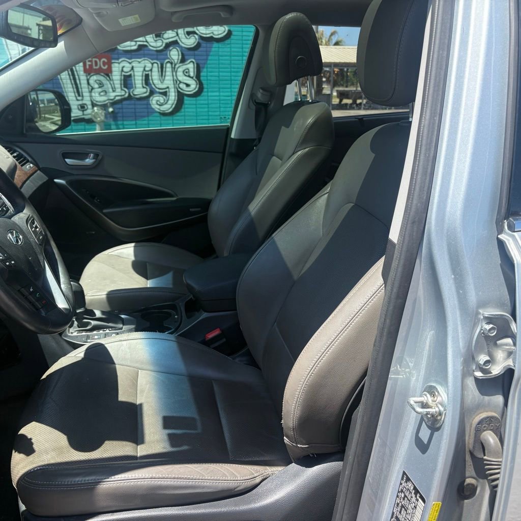 Used 2017 Hyundai Santa Fe SE image 9