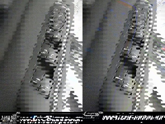 Certified 2025 Chevrolet Silverado 1500 LTZ image 27