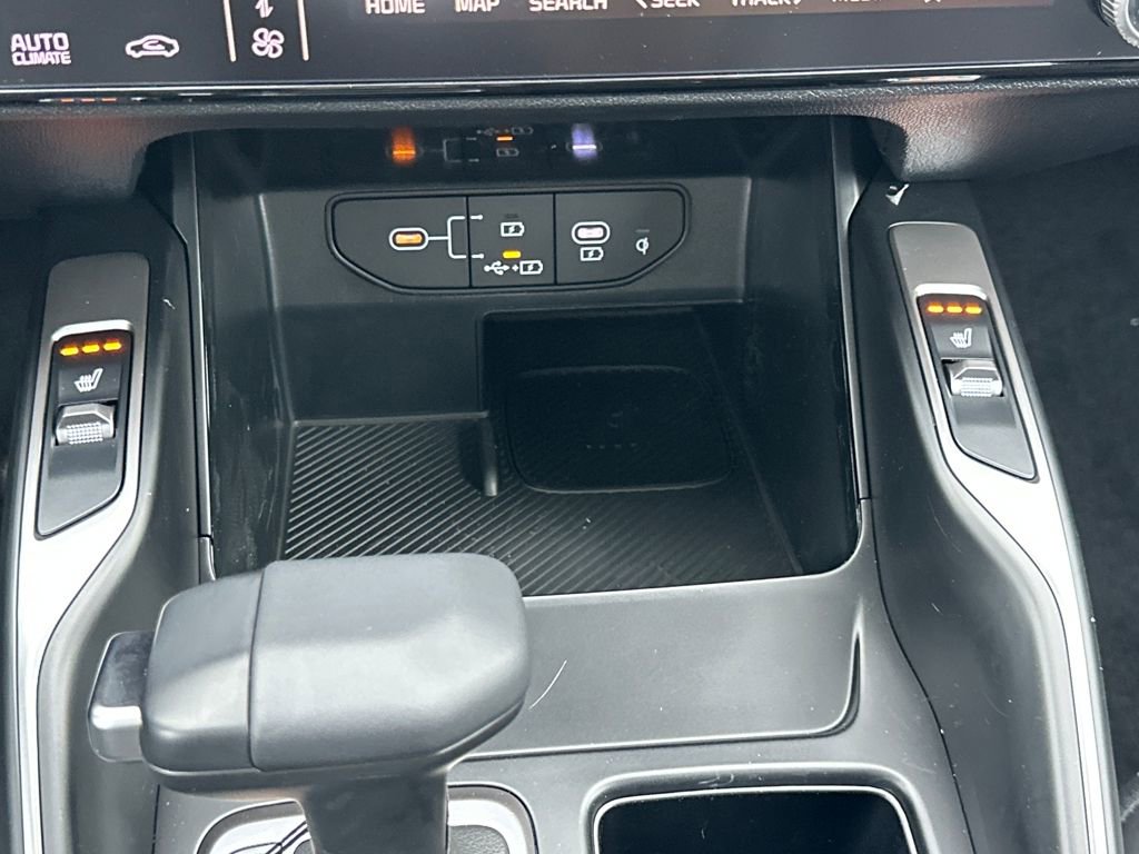 New 2026 Kia Sorento S w/ S Panoramic Sunroof Package FWD image 30