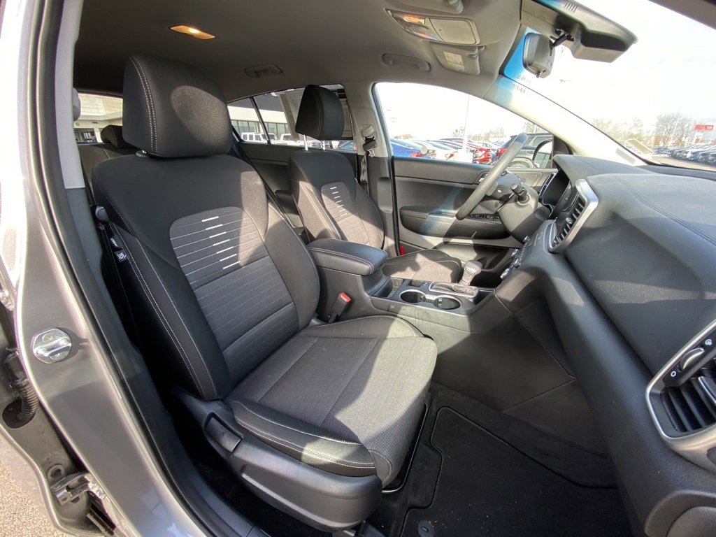 Certified 2022 Kia Sportage LX w/ LX FWD Value Edition Package image 28