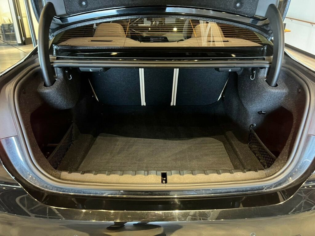 Used 2021 BMW 430i Coupe w/ Convenience Package image 24