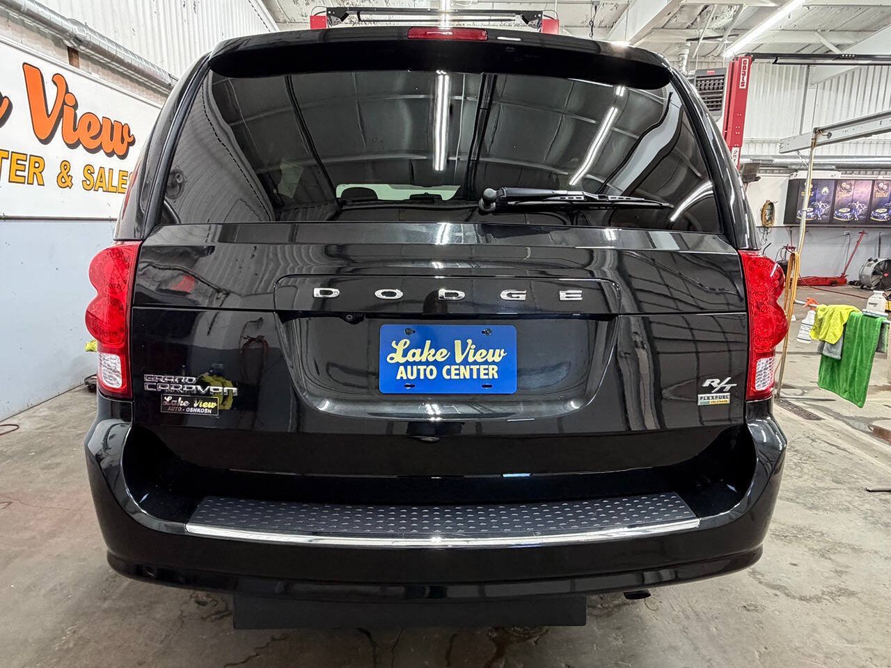 Used 2015 Dodge Grand Caravan R/T FWD image 7