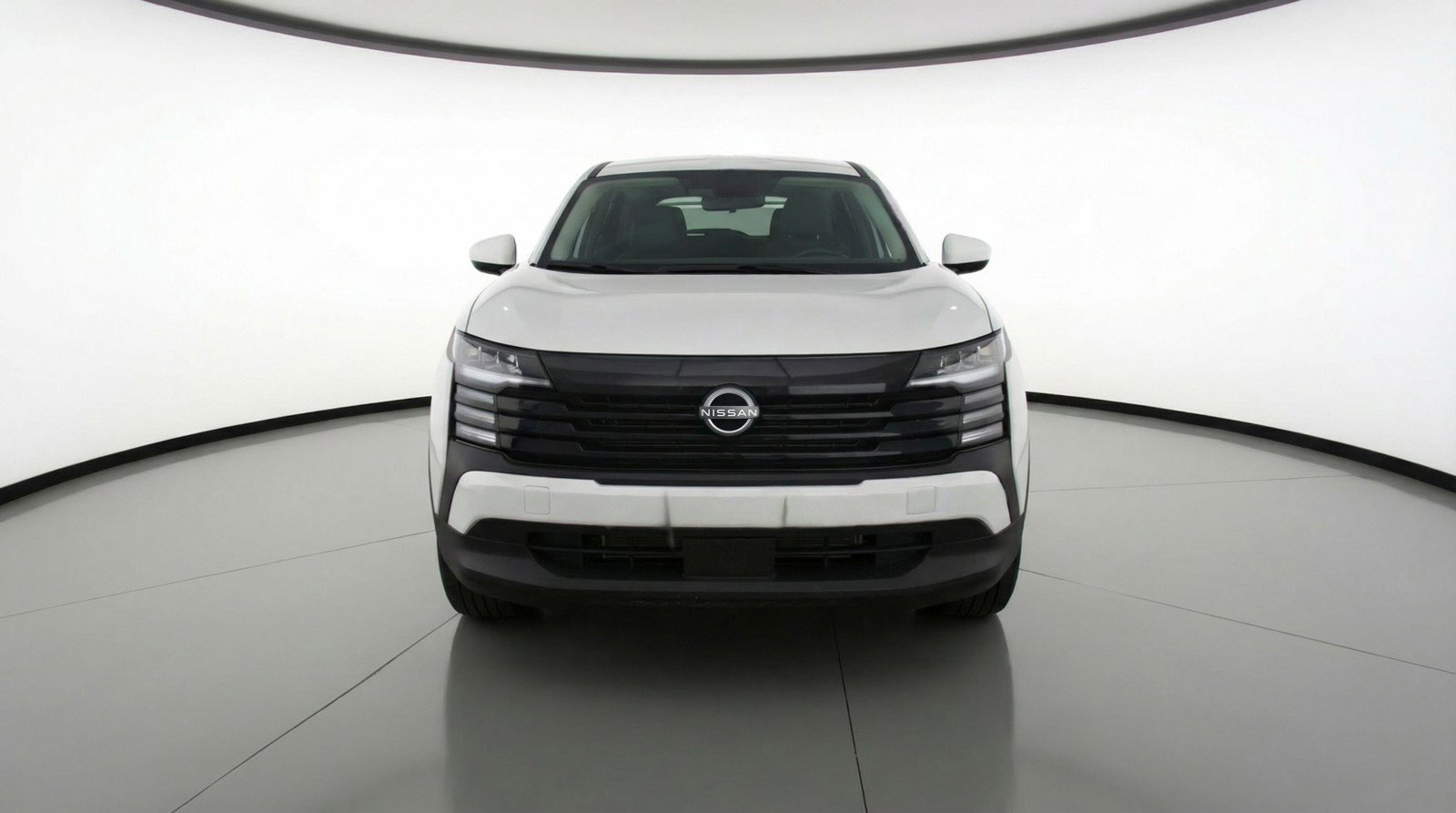 Used 2025 Nissan Kicks SV image 2